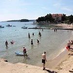Family Friendly Apartments With A Swimming Pool Mundanije, Rab - 5075