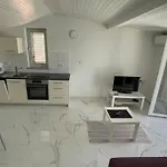 Apartments Andjelka