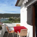 Apartments By The Sea Supetarska Draga - Donja, Rab - 5030