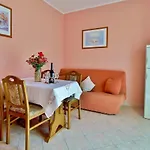 Apartments By The Sea Supetarska Draga - Donja, Rab - 4954