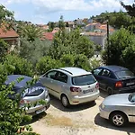 Apartments And Rooms With Parking Space Mali Losinj