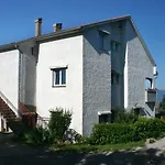 Apartment Njivice 5427B