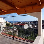 Apartments And Rooms With Parking Space Palit, Rab - 3195