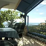 Apartments By The Sea Novi Vinodolski - 5486