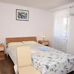 Apartman Anamarija Valun II