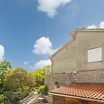 1 Bedroom Stunning Apartment In Omisalj
