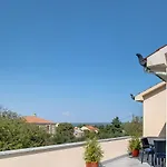 Apartments With A Parking Space Nerezine, Losinj - 12149