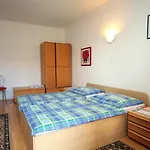Apartment Selce 2379A