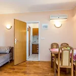 Apartment Vantacici 5313C