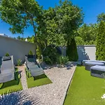 Villa Puskas 2