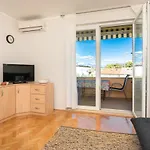 Apartment Mara