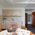 Apartments Zoran