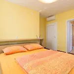 Villa Ajda - Orange Room