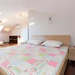 Villa Ajda - Top Room
