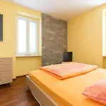 Villa Ajda - Orange Room