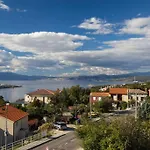 Villa Ajda - Green Room