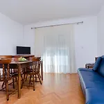 Apartments Ruza A