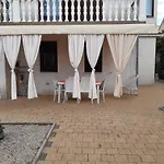 Apartment Margareta By El-Pi Tours