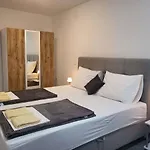 Holiday Home In Malinska - Insel Krk 43320