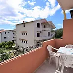 Apartment In Lopar