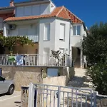 Apartments Nada