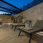 Villa Marassi With Heated Pool, Hot Tub And Sauna