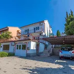Apartment In Dramalj 41652