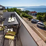 Apartments With A Parking Space Njivice, Krk - 20501
