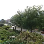 Apartment Tomasic With Terrace