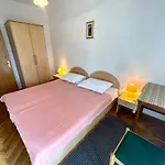 Apartment In Dramalj 44016