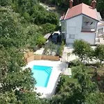 Villa Brgud - Kuca Za Odmor Sa Bazenom