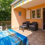 Apartments In Crikvenica 39342