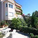 Two-Bedroom Apartment Crikvenica 43