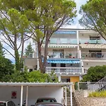 Apartment In Selce 39426