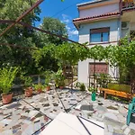 Apartment In Dramalj 5752