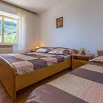 Apartment In Dramalj 5753
