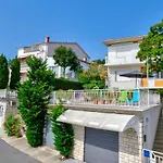 Apartment In Jadranovo 5691