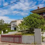 Apartments In Jadranovo 39281