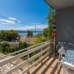 Apartment In Crikvenica 39084
