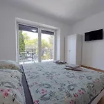 Apartment And Rooms Anne