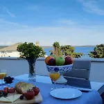 Casa Del Mar