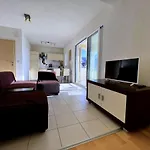 Marles Beach Residence