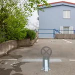 Navi