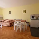 Apartments Luka