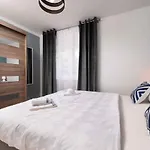 Apartment In Silo/Insel Krk 13445