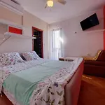 Apartment And Room Marica