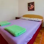 Two-Bedroom Apartment In Crikvenica XVI