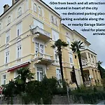 Apartment M&A - Heart Of The City, 20M From Beach