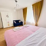 Apartment Sea You