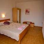 Apartment In Banjol/Insel Rab 26609
